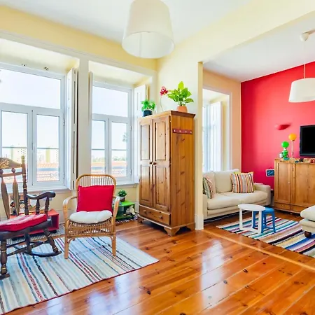 Apartment Bright & Beautiful Floor Graca Flat Lisbon