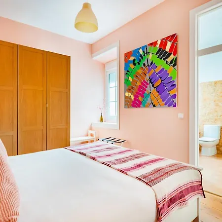 Apartment Bright & Beautiful Floor Graca Flat