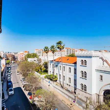 Apartment Bright & Beautiful Floor Graca Flat Lisbon