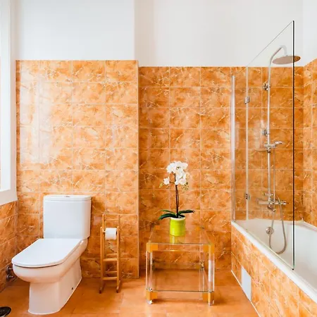 דירה Bright & Beautiful Floor Graca Flat ליסבון